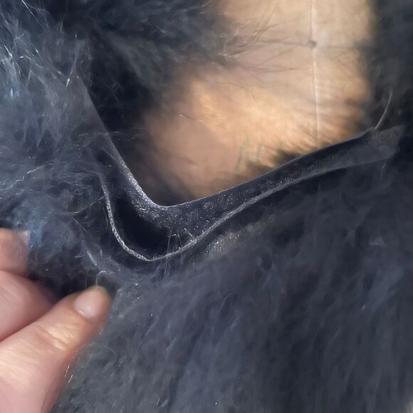 ADRIENNE LANDAU | black fox neck wrap - Picture 2 of 6